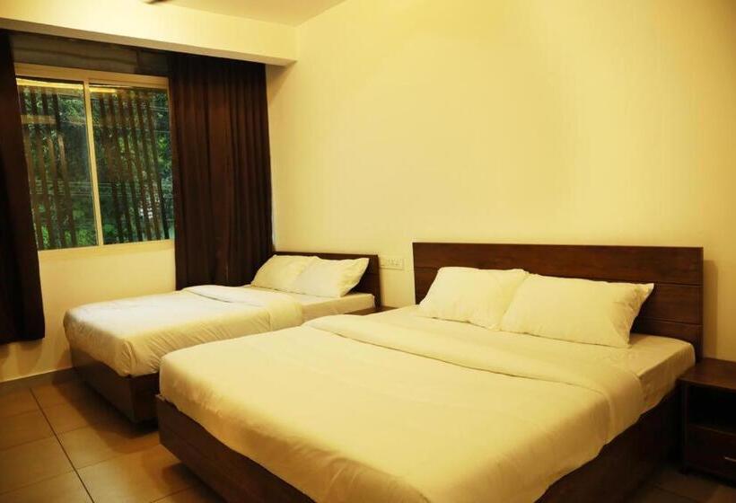 Номер Deluxe, Aroma Inn