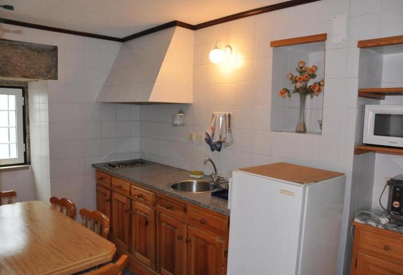 Апартаменты 2 Спальни, Casas Do Toural