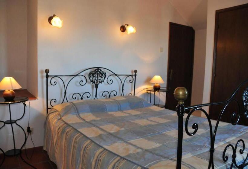 Апартаменты 2 Спальни, Casas Do Toural