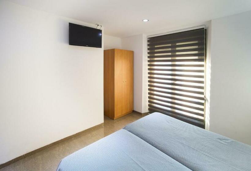 Номер Стандарт, Hostal Drassanes
