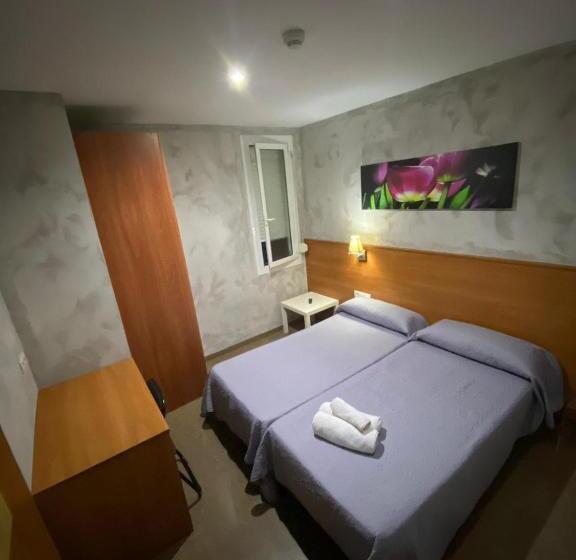 Номер Стандарт, Hostal Drassanes