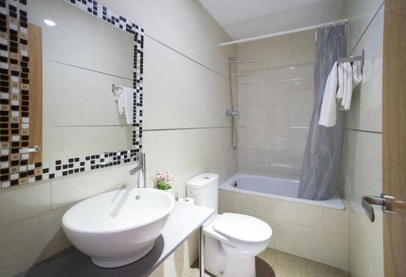 Номер Стандарт Индивидуальный, Hostal Drassanes