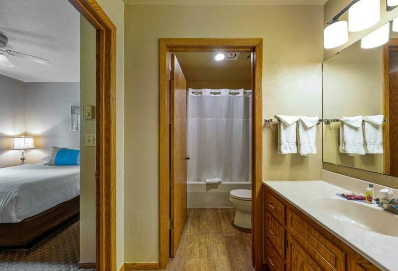 스위트, Somerset Inn & Suites