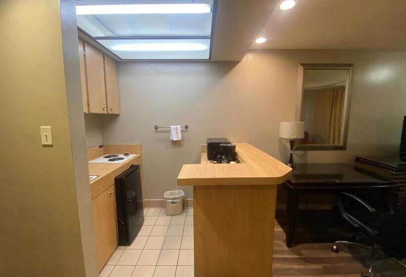 带大床的标准间, G T Hotels Inn & Suites Extended Stay