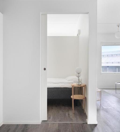 Апартаменты 1 Спальня с Балконом, Serviced Apartments Länsiväylä By Uhanda