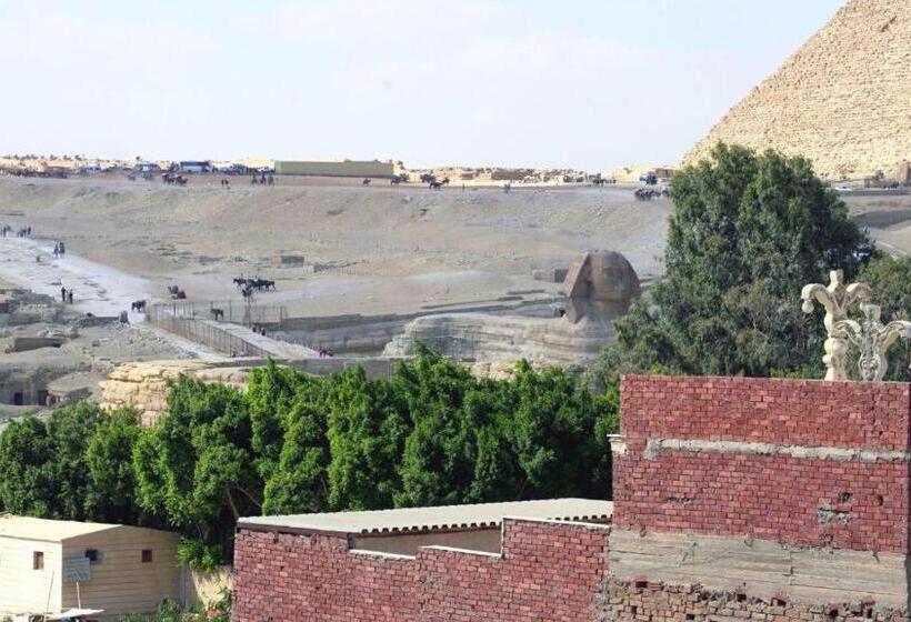 اتاق خانوادگی, Pyramids Retal View Inn