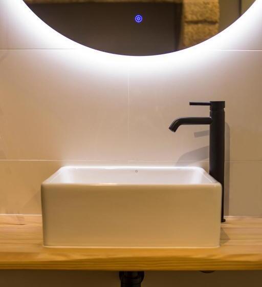 单人经济间, Hostal Nomade Santiago