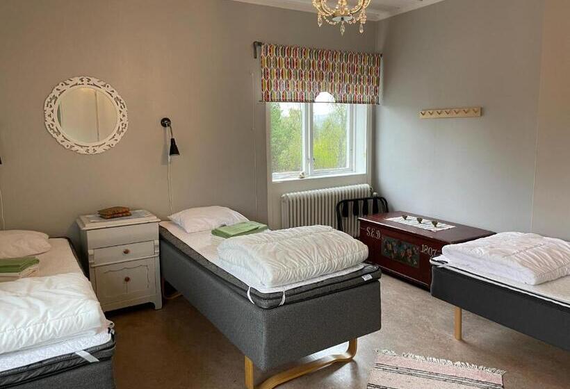 スタンダードトリプルルーム, Jokkmokks Vandrarhem åsgård