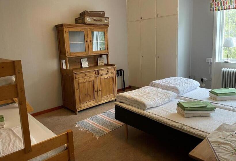 四人标准间, Jokkmokks Vandrarhem åsgård