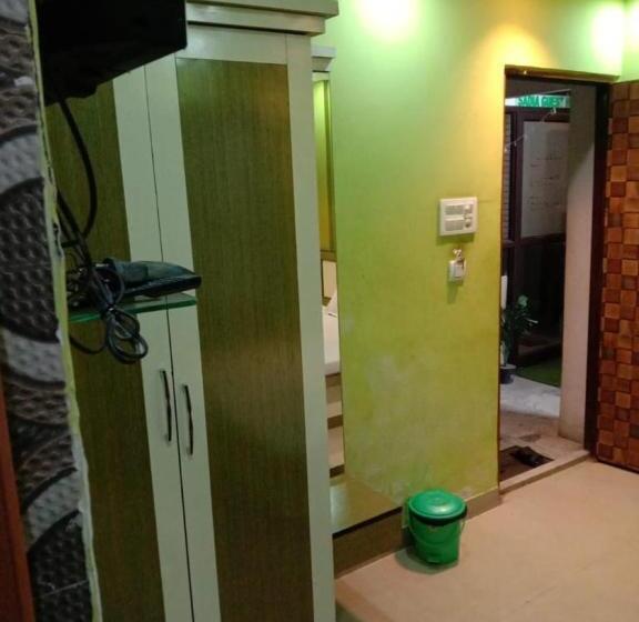 Номер Стандарт, Sadia Guest House, Kolkata