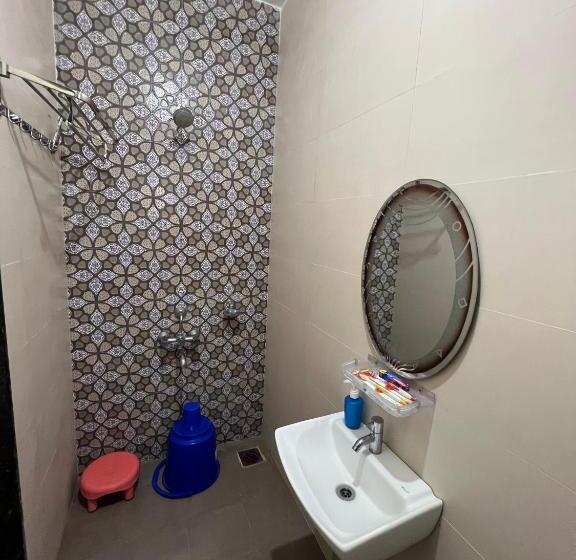 豪华房间, Iira Stays   Raigad Srushti Resort