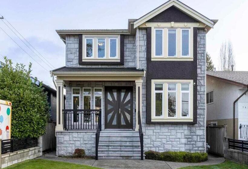 جناح غرفتين نوم, Private Entry 2 Bedrooms Entire Suite Free Parking Near Skytrain Metrotown