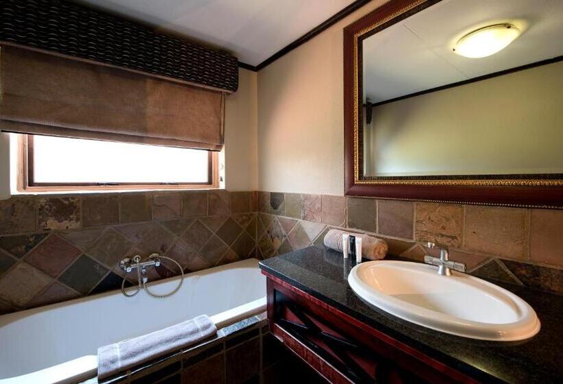 Номер Стандарт Вид на Озеро, Entabeni Mountain Lodges
