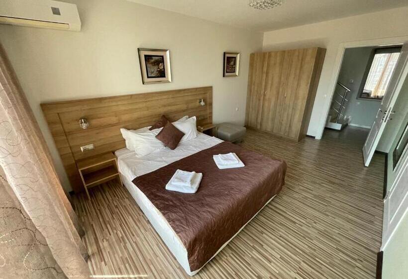 דירת חדר, Private Apartments Stamopolu Lux
