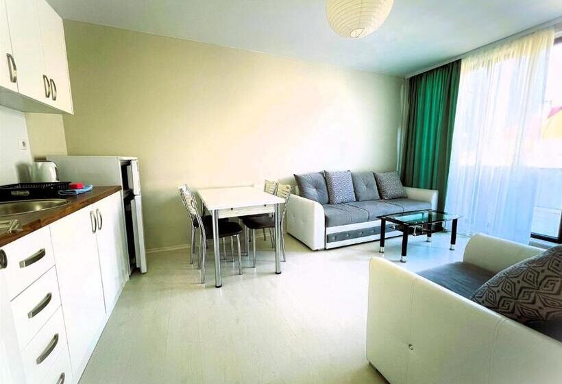 דירת שני חדרים, Private Apartments Stamopolu Lux