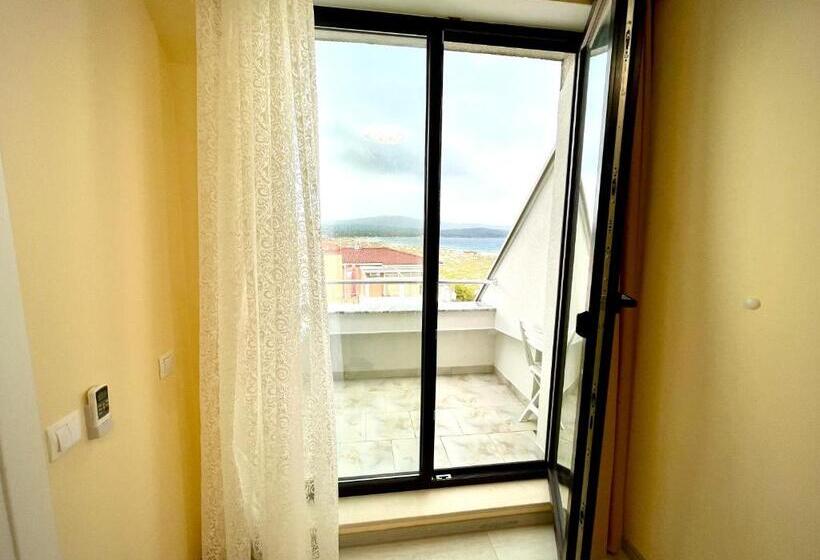 סטודיו סטנדרטי נוף לים, Private Apartments Stamopolu Lux