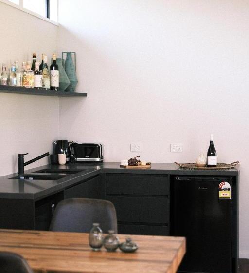 Студия Стандарт, Buller Wines