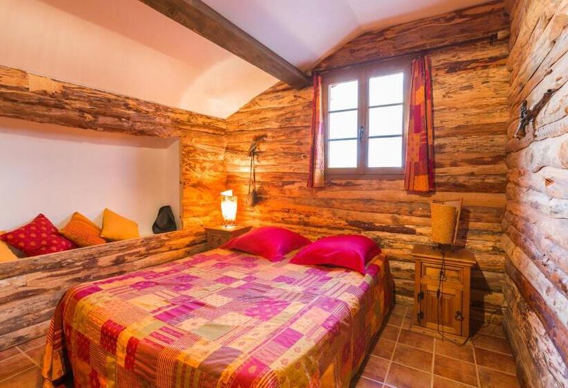 Люкс, Les Chambres De L'ouest