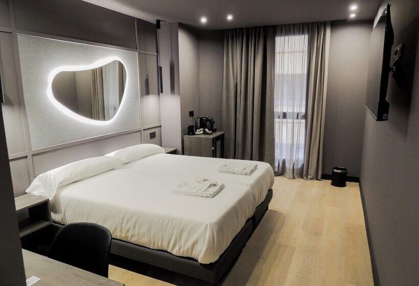 Quarto Estandar, Las Palmas Canteras