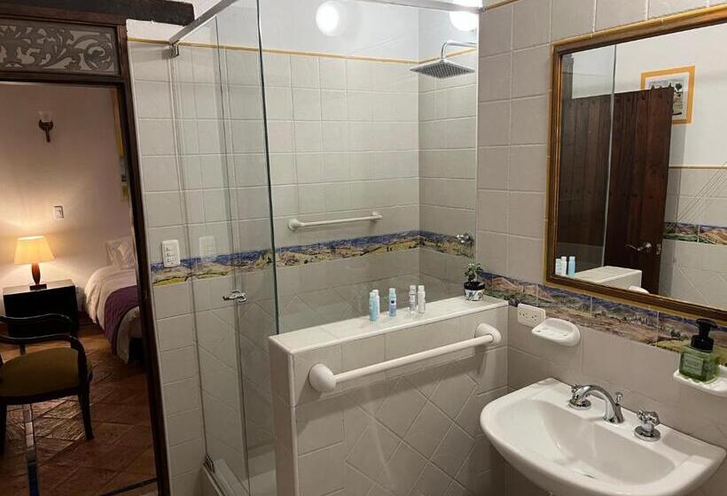 Полулюкс, Casona Amatista Hotel Boutique