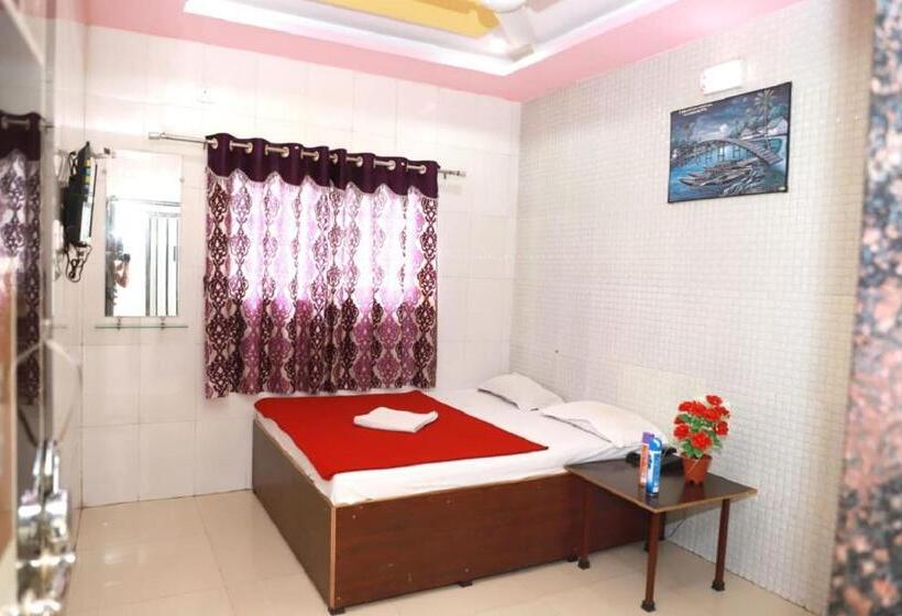 Номер Стандарт, Sitaram Palace Shirdi