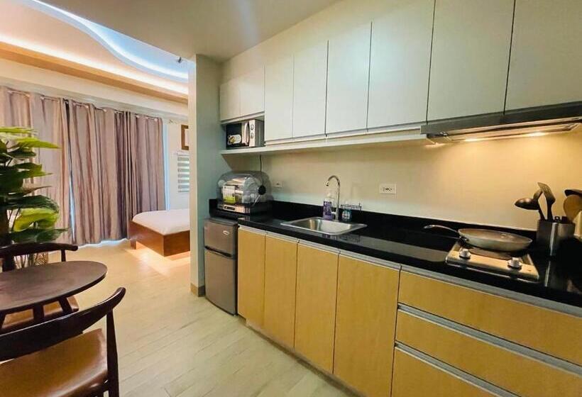 Estúdio Estandar com Sacada, 1511 Avidatower 4 Atria Iloilo