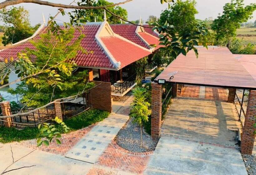 Номер Стандарт Вид на Озеро, Bat Rice Resort
