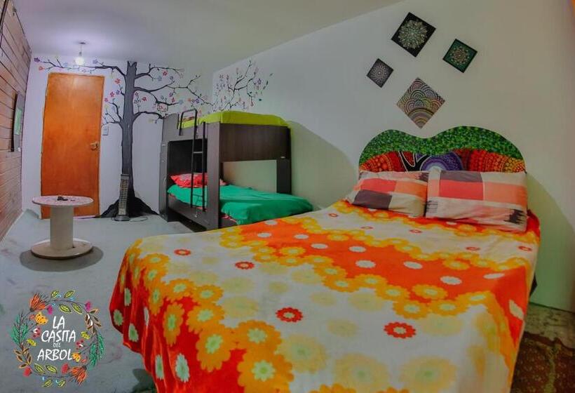Четырехместный Номер Economy, Casita Del Arbol Hostel