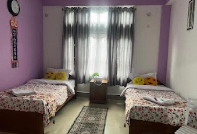 스탠다드 싱글 룸, Comfy Stay Tawang