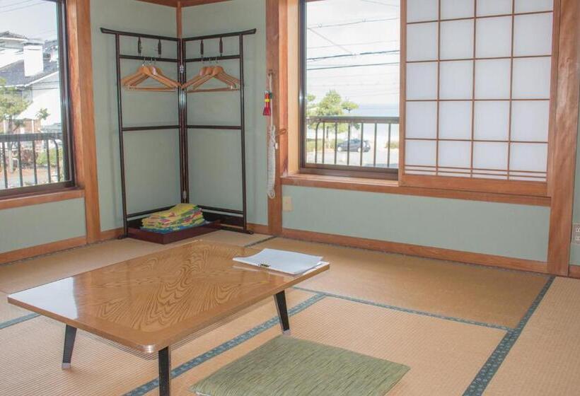 스탠다드 룸, Nekozaki
