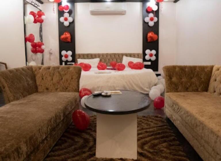 اتاق لوکس, Pearl Palace Rajkot