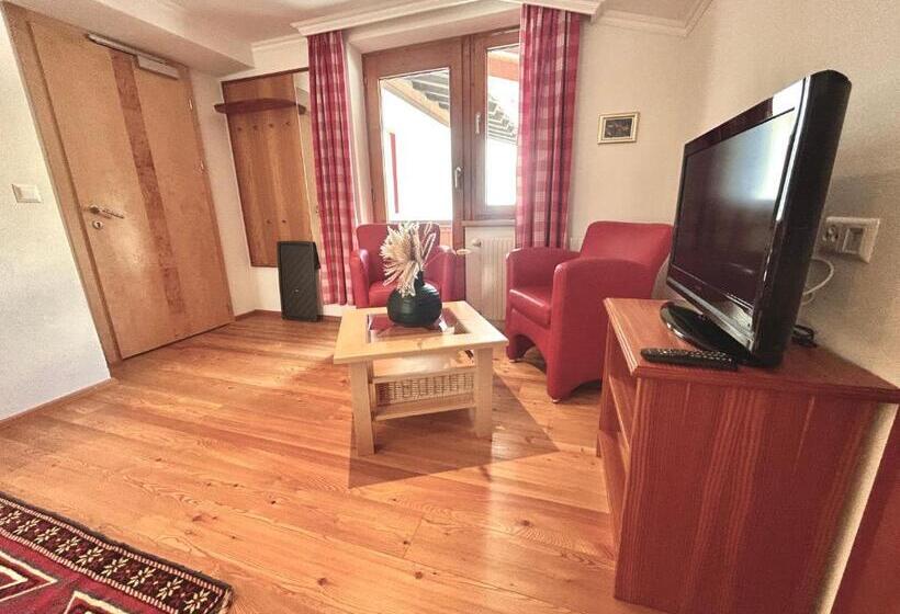 اتاق استاندارد با بالکن, Haus Wallis By Stayfritz   Ski In Ski Out Zimmer  Garni  Am Arlberg