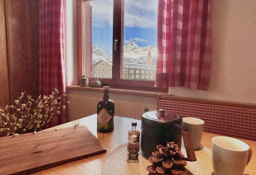 اتاق خانوادگی با چشم‌انداز کوه, Haus Wallis By Stayfritz   Ski In Ski Out Zimmer  Garni  Am Arlberg