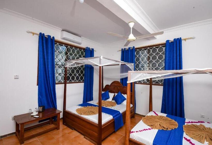 اتاق استاندارد با چشم‌انداز دریا, Blue Tides Hotel & Restaurant