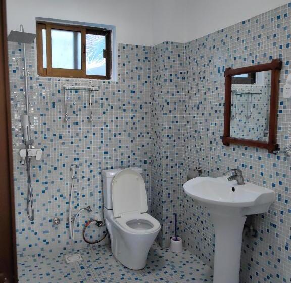 اتاق استاندارد با چشم‌انداز دریا, Blue Tides Hotel & Restaurant
