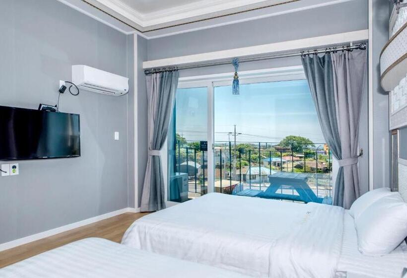 Студия Стандарт, Mulddeule Shimpang Resort