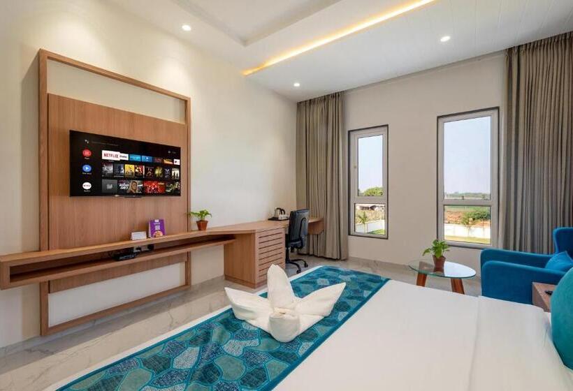 Номер Deluxe Кровать Кинг, The Orchid Jamnagar