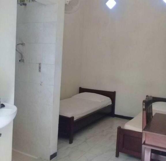 Номер Стандарт, Rumah Tourist