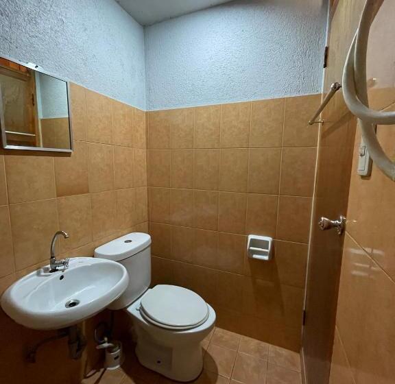 Четырехместный Номер Economy, Saint Joseph Inn