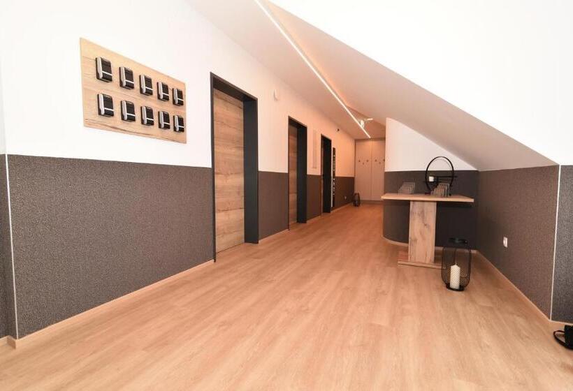 Номер Deluxe, Village Loft