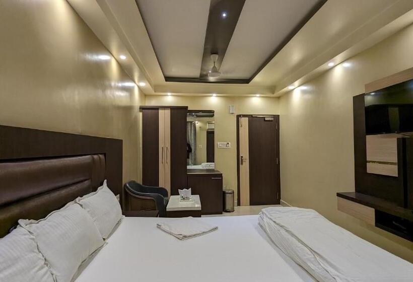 Номер Deluxe, Binapani Deluxe 1