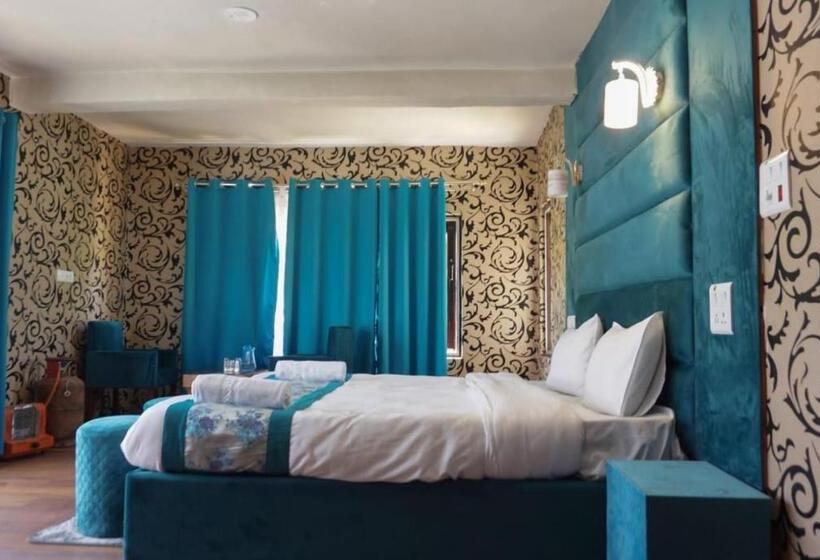 اتاق لوکس, Sarwa Cottage Jammu And Kashmir