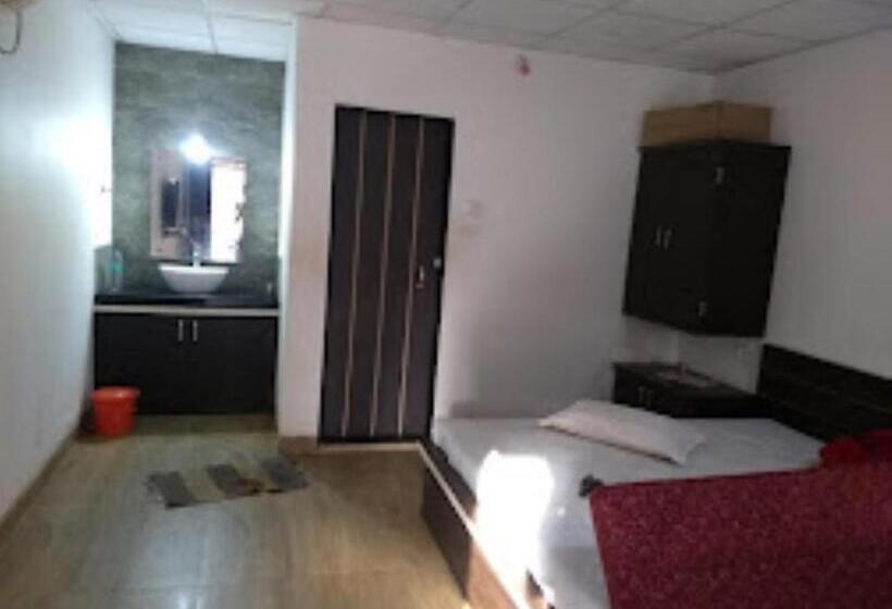 Номер Стандарт, Silver Sand,malvan