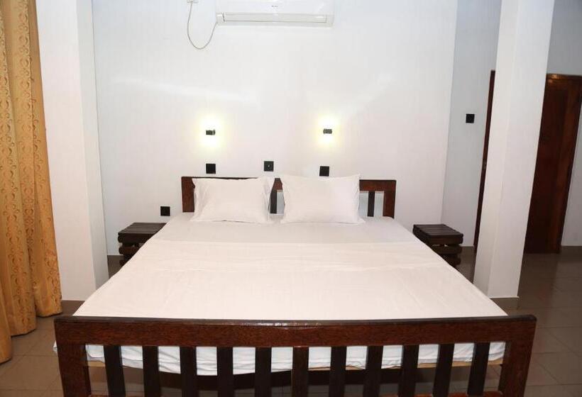 Quarto Familiar Vista Jardim, Wave Crest Residence