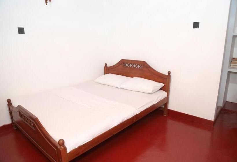 Quarto Estandar Individual com Sacada, Wave Crest Residence