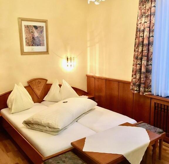 اتاق استاندارد یک نفره, Cityhotel Ratheiser