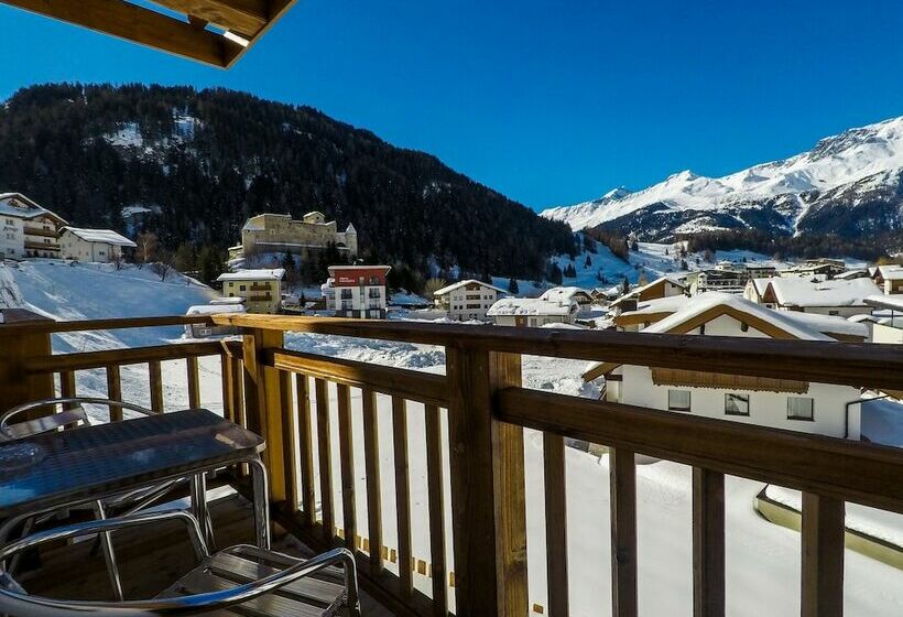 클래식 룸 더블 침대, Collina Hotel Garni