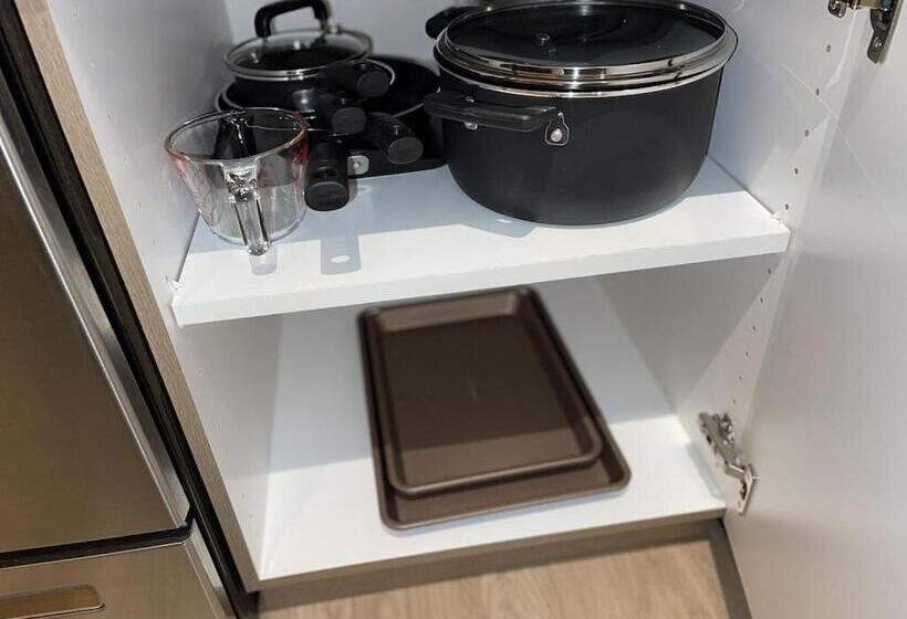 带1个卧室的公寓, Full Kitchen Youtubetv Smart Locksking Bedtop Fl