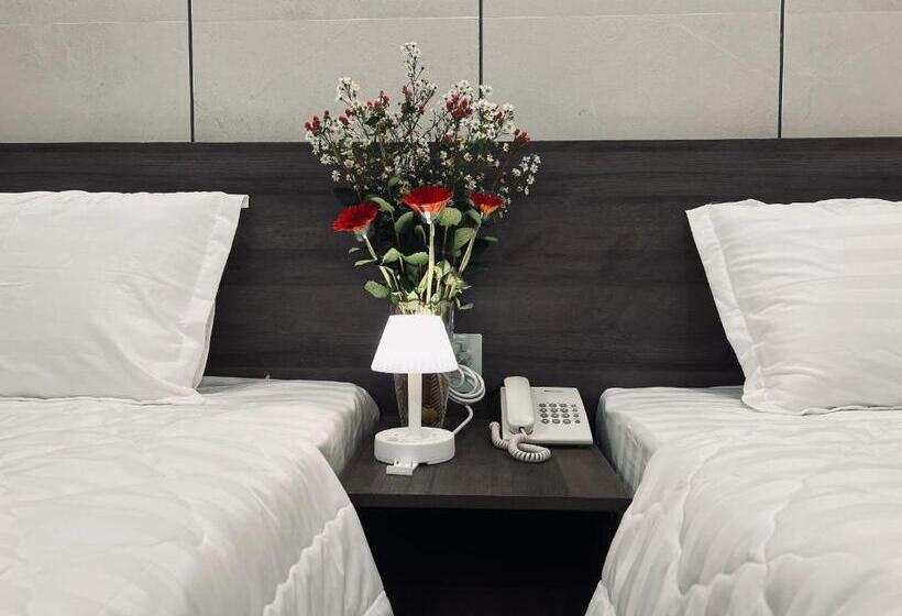 اتاق استاندارد چهار تخته, Huy Hoàng Hotel Phan Thiet