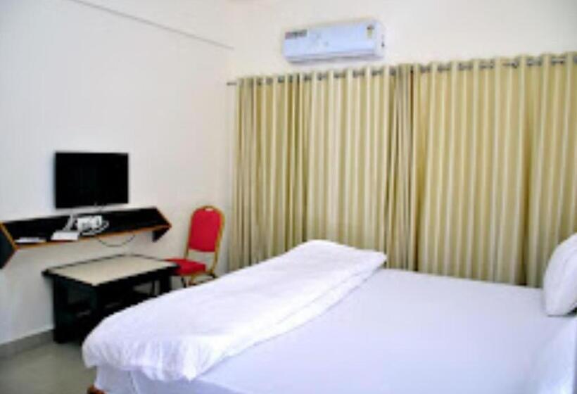 Номер Deluxe Кровать Кинг, Saileela Osmanabad